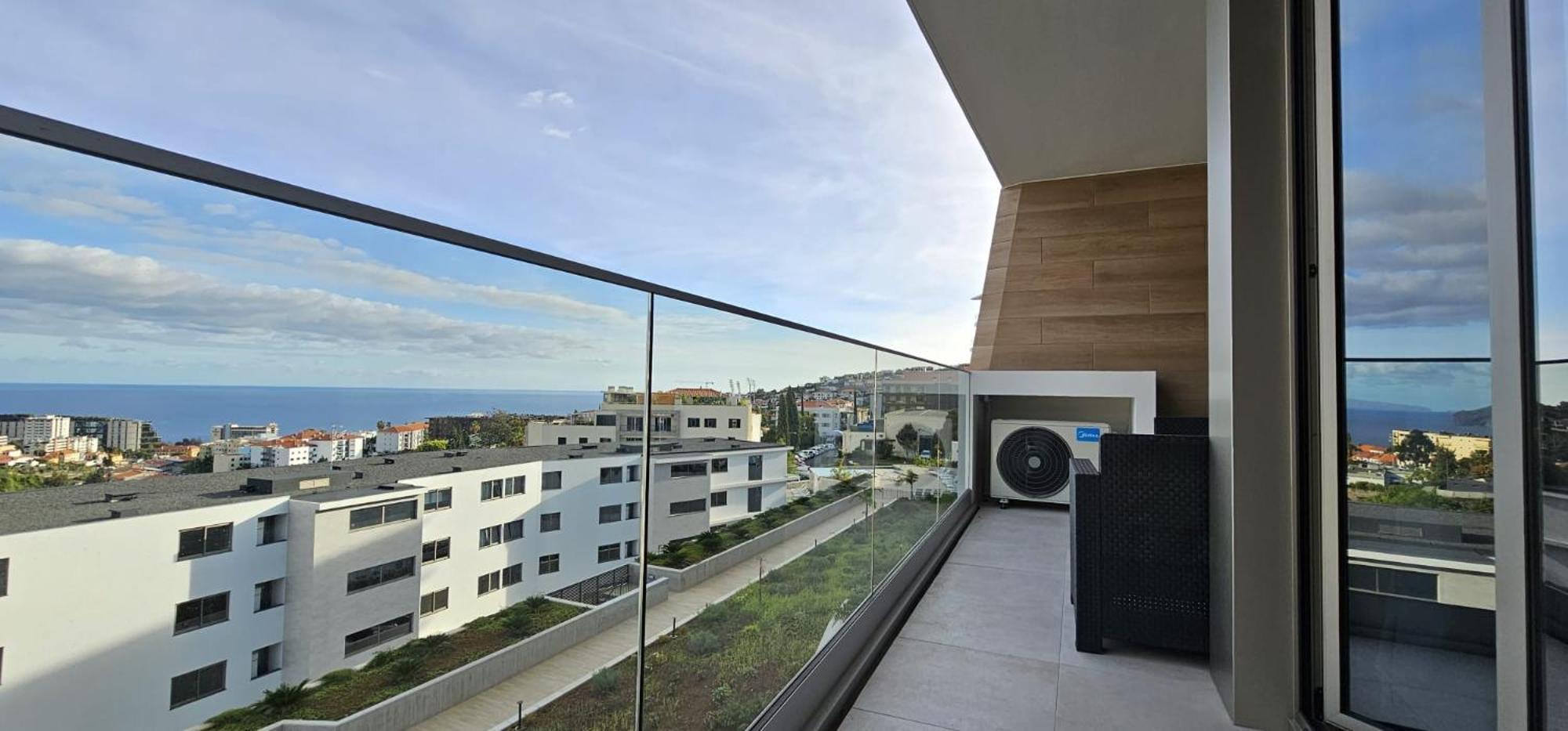 Vista Mar - Ac, Parking And Pool Lägenhet Funchal  Exteriör bild
